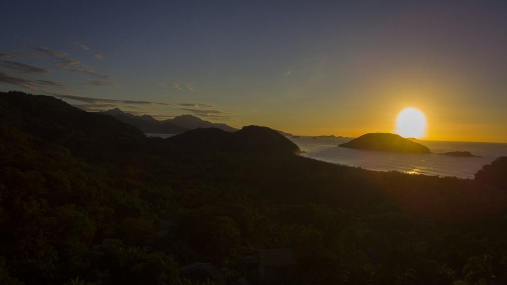 Haleiwa Chales E Suites - A Guest House Do Prumirim Ubatuba Zewnętrze zdjęcie